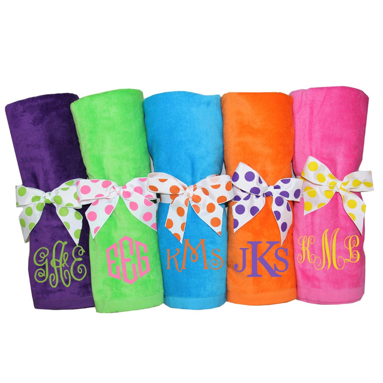 http://www.cottonsisters.com/cdn/shop/products/monogrammed_towels_800x.jpg?v=1557948771